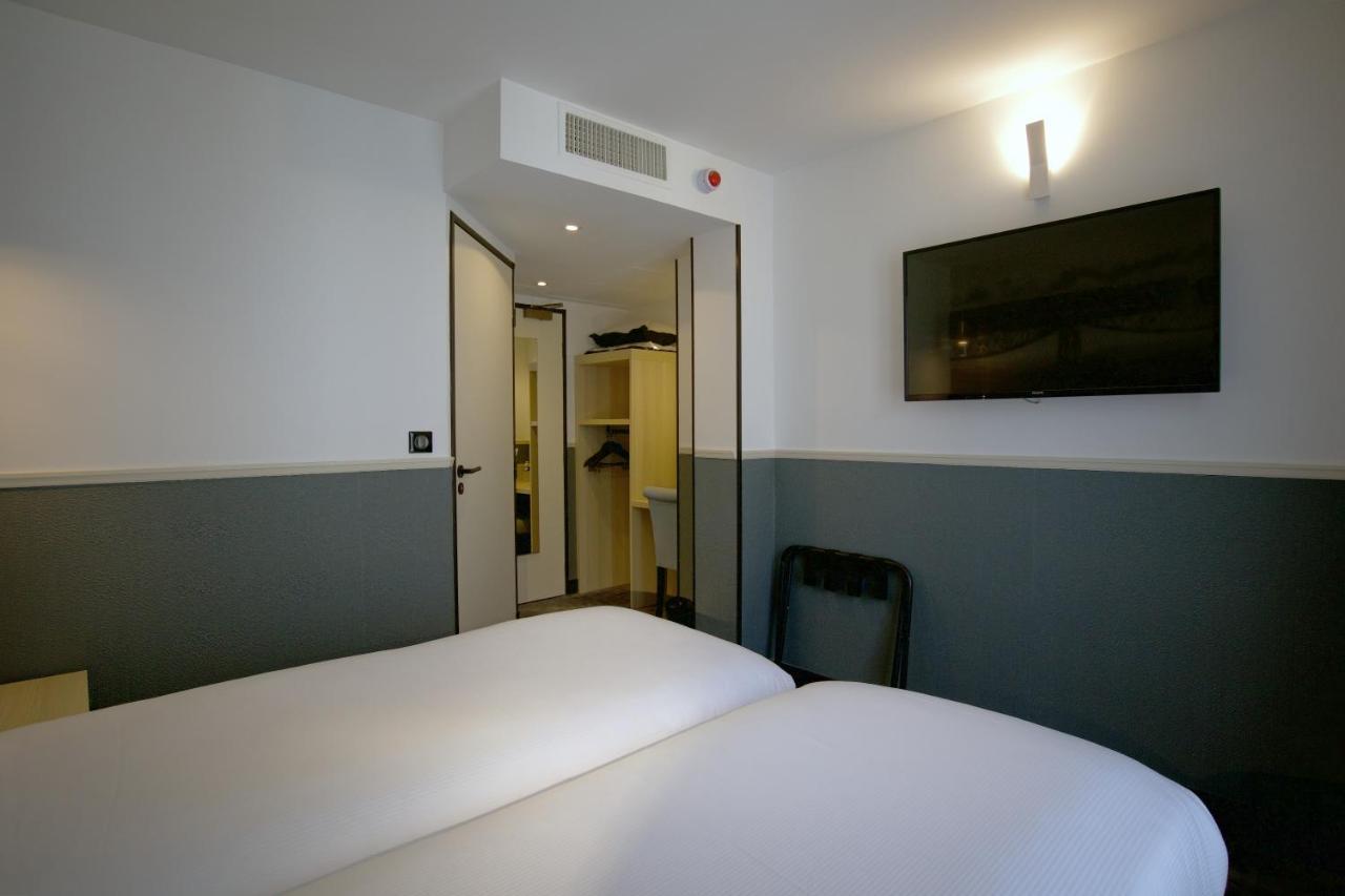 Hotel Appia La Fayette Paris Exterior foto